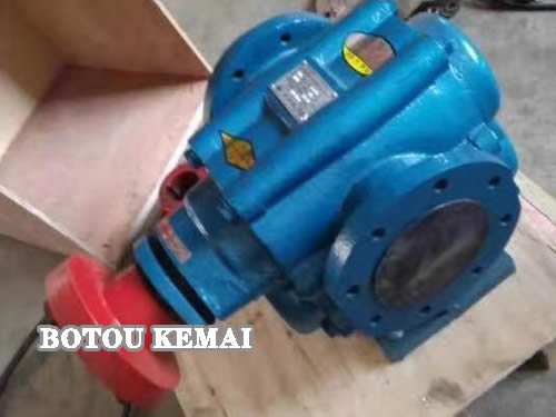 Dirty Oil Gear Pump